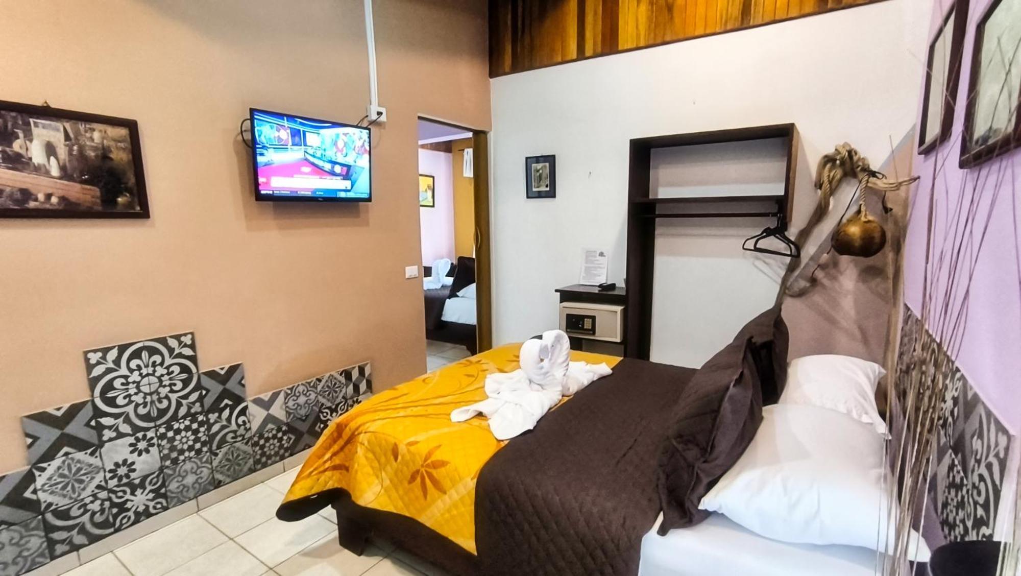 Hotel Arte Natura La Fortuna Екстер'єр фото
